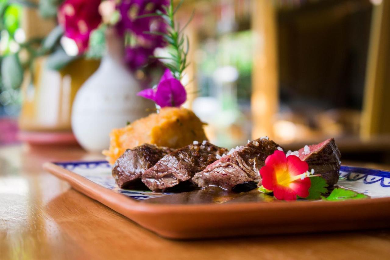 Bull House Hotel Urubamba Exterior photo